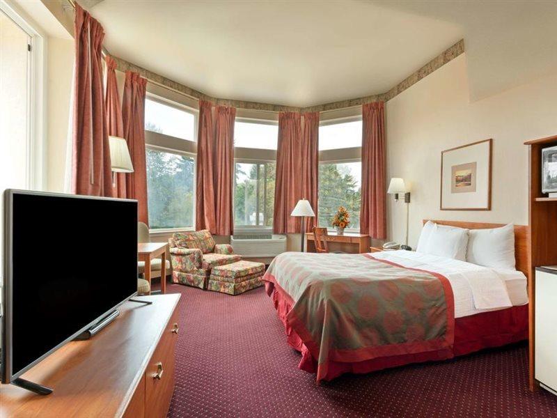 Ramada Limited Airport Tukwila Hotel Bagian luar foto