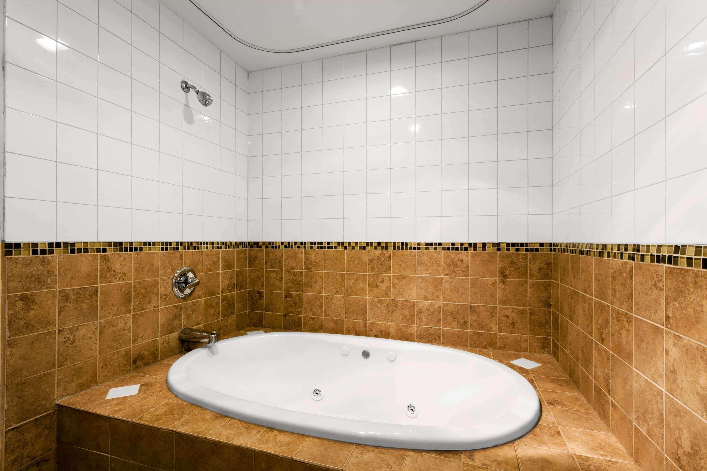 Ramada Limited Airport Tukwila Hotel Bagian luar foto