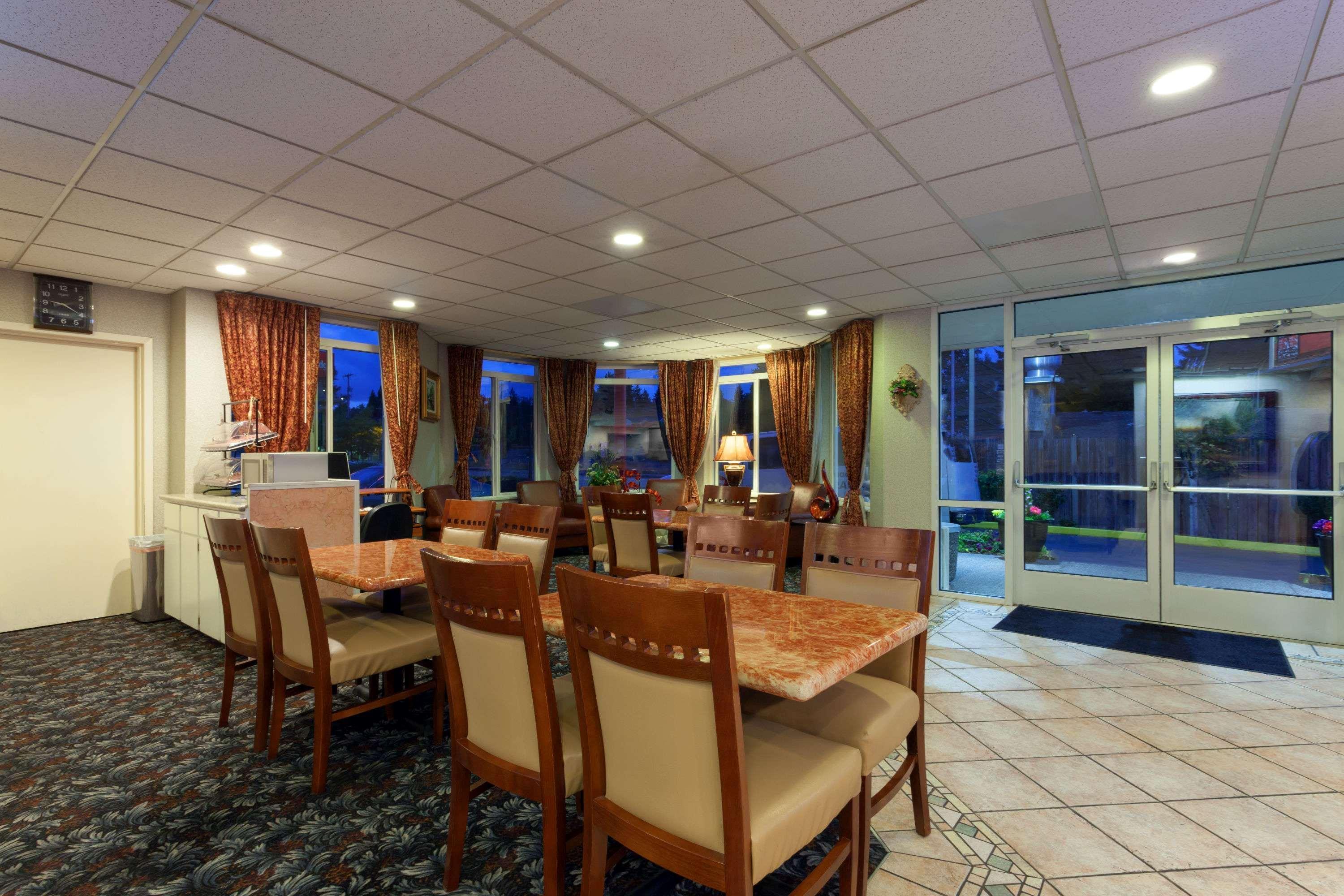 Ramada Limited Airport Tukwila Hotel Bagian luar foto